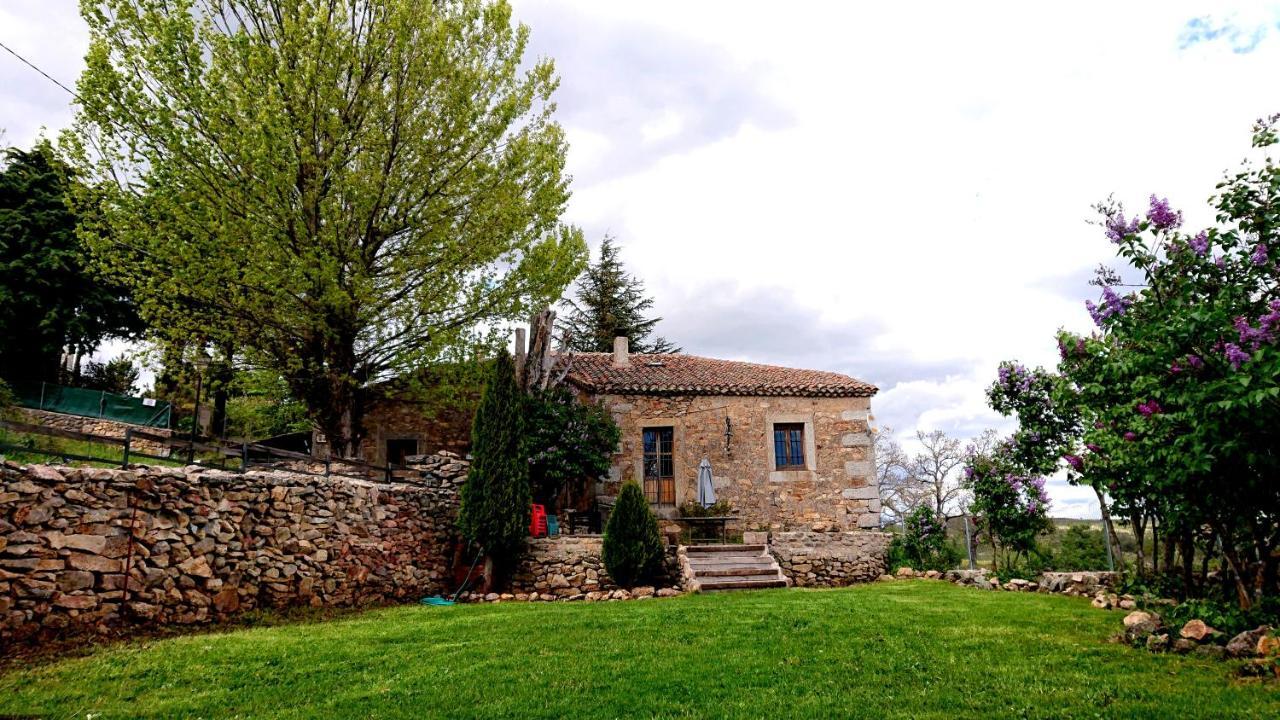 La Insula * Santa María de la Alameda